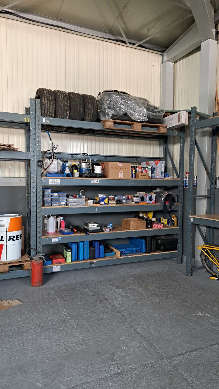 Engine repair and maintenance